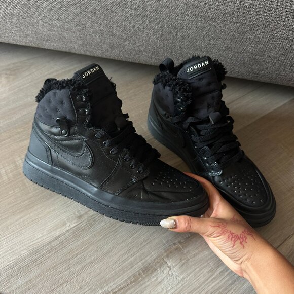 ❄️ Air Jordan 1 Acclimate "Triple Black" Winter Boots - Picture 1 of 4